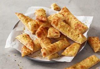 Garlic Pizza Sticks